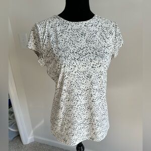 Women’s Express Patterned Tee